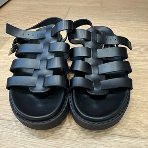 Art Class Kids Black Strappy Sandals